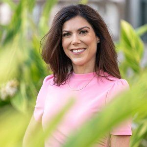 Meet your Posher, Kendra